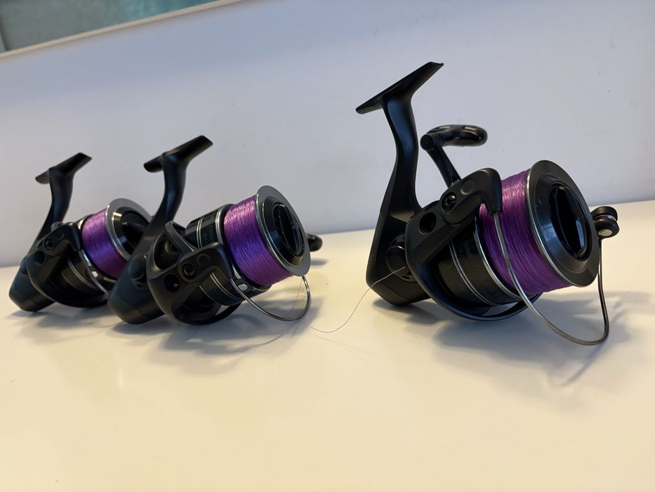 Vand 3 mulinete Okuma Custom 7000 ca noi!