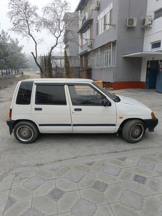 Автомобиль тико прадаю