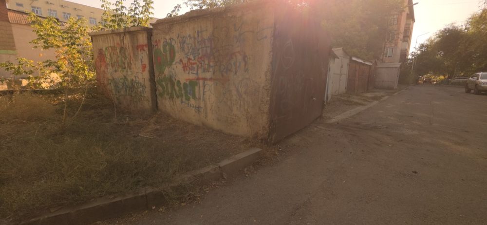 Продам  гараж бетонный