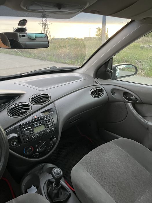 Форд фокус 2000г