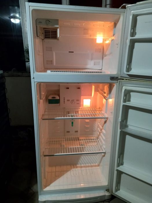 Холодильник бу рабочий