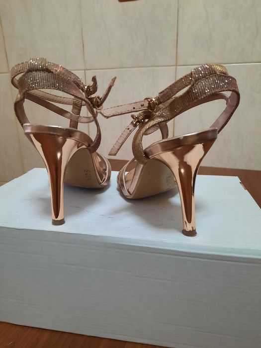 Sandale elegante nr 38