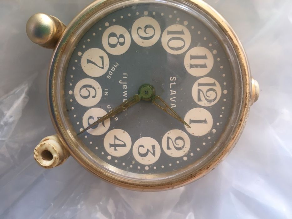 Colectie ceasuri de masa vintage Slava