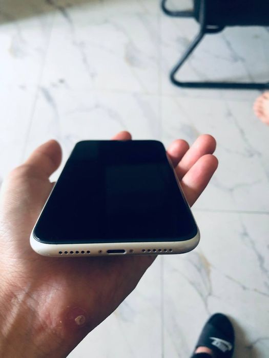 Iphone 11 holati yaxwi hamma narsasi radnoy