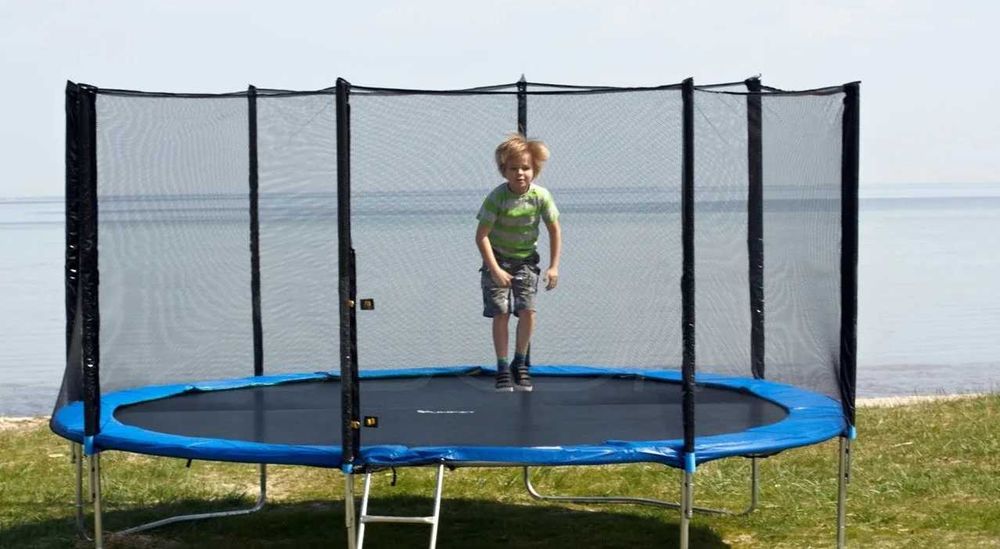 Батут каркасный , диаметр 427 см