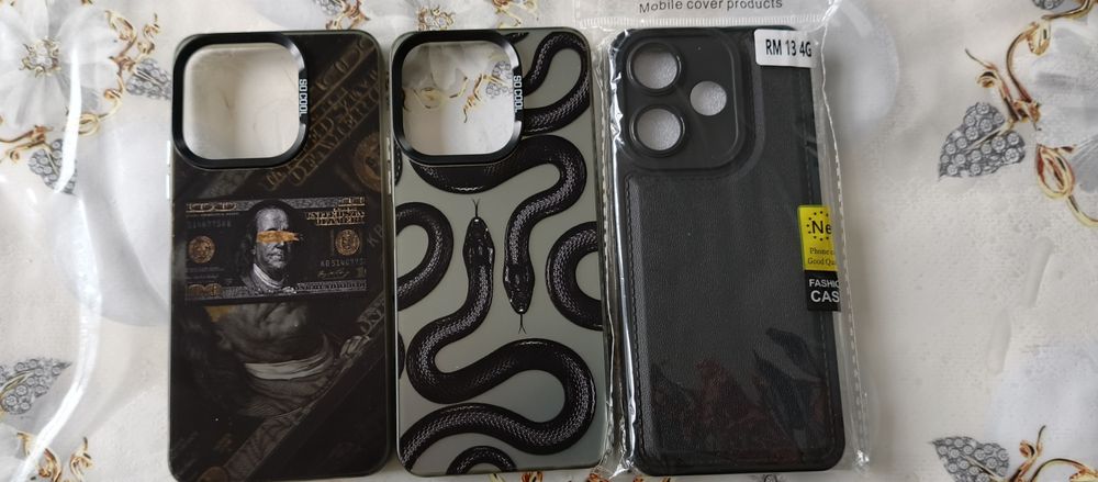 Продам чехлы для смартфонов.