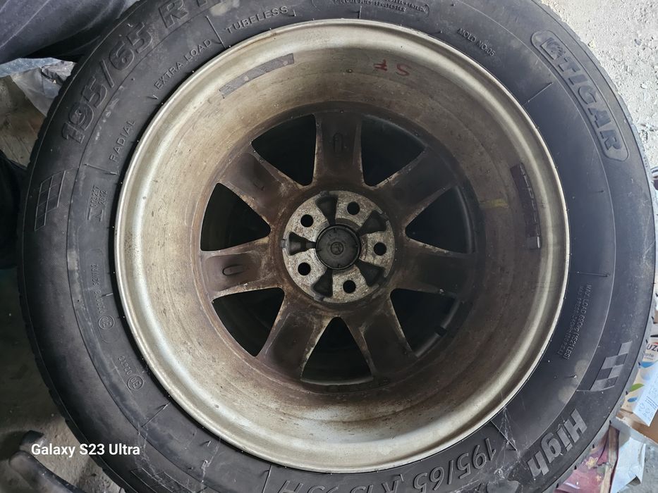 Donez anvelope Tigar 195/65/R15 - Vând set jante aliaj 15" 5x112 Seat VW Skoda Audi