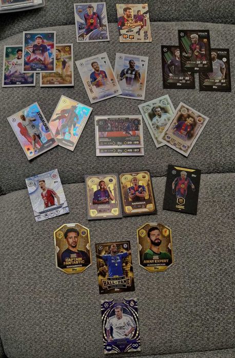 Продавам карти Match Attax сезон 2025/2026