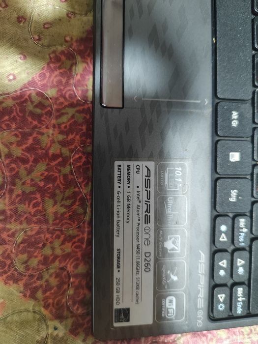 Нетбук Acer Aspire one d260