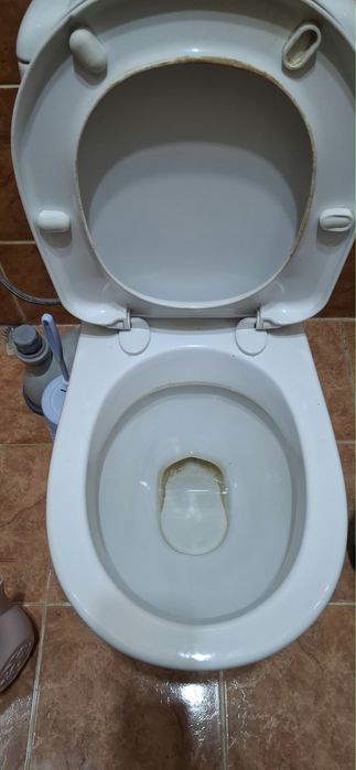 унитаз в комплекте