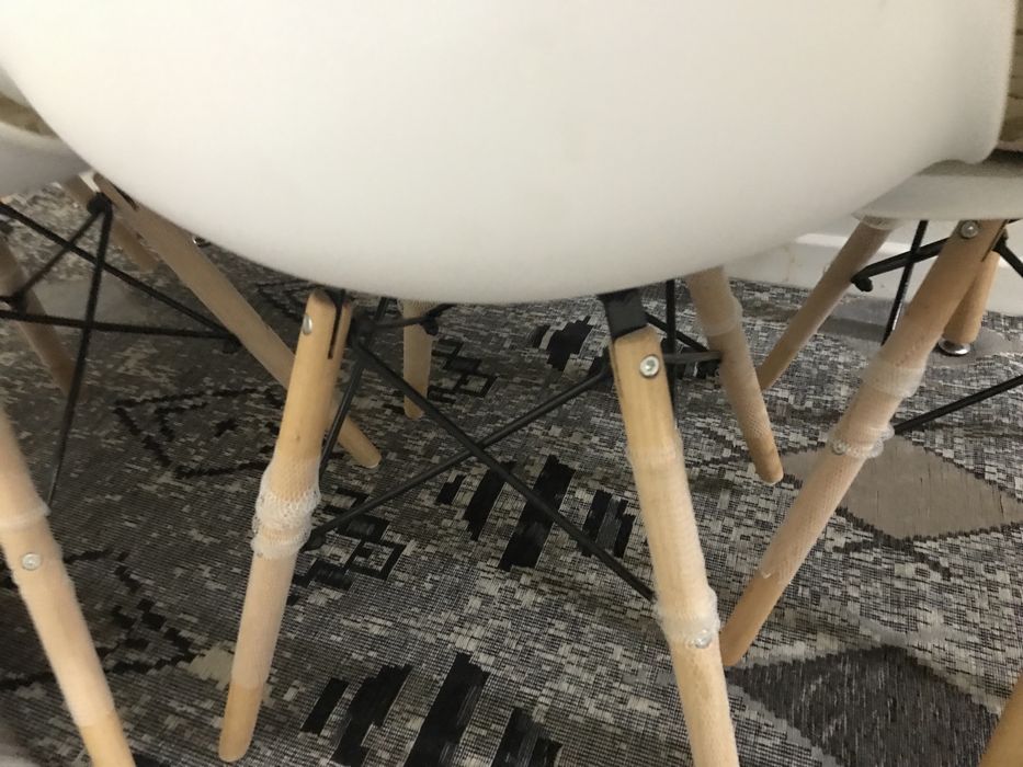 Продам стол и 4 стула