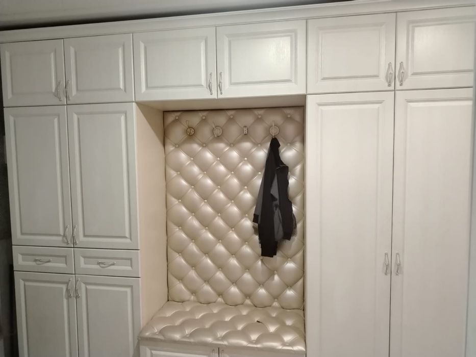 Продам прихожую