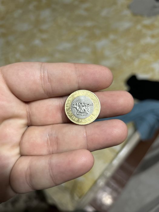 Монета 100тг  2022г с изображением оленя