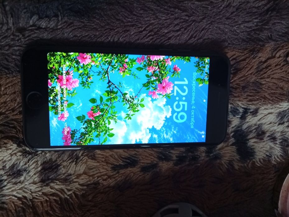 Айфон 8 на 256гигабайт