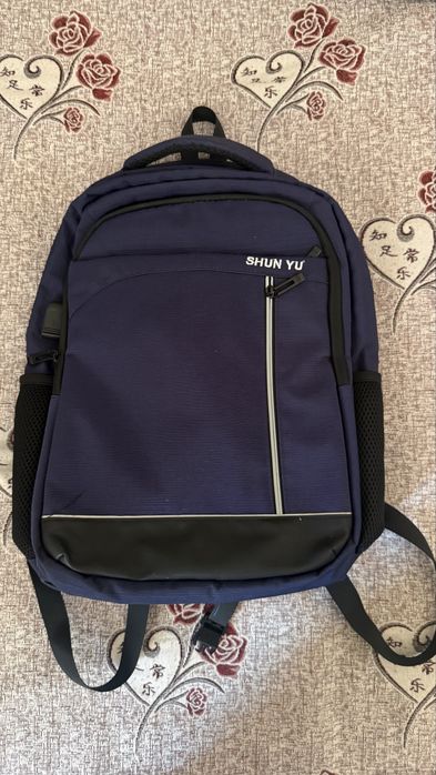 Рюкзак синий цвет НОВЫЙ