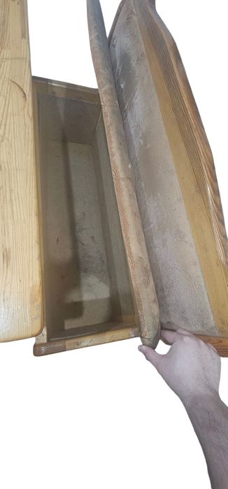 Продам Кухонный уголок