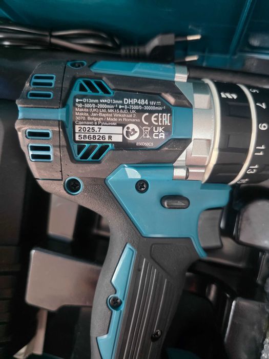 BorMasina de gaurit si insurubat cu percutie Makita DHP484 cu acumulator, o baterie si