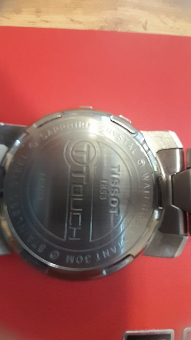 Tissot t touch часовник