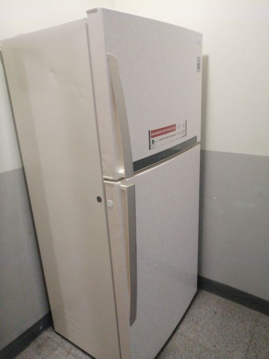 Продам холодильник LG