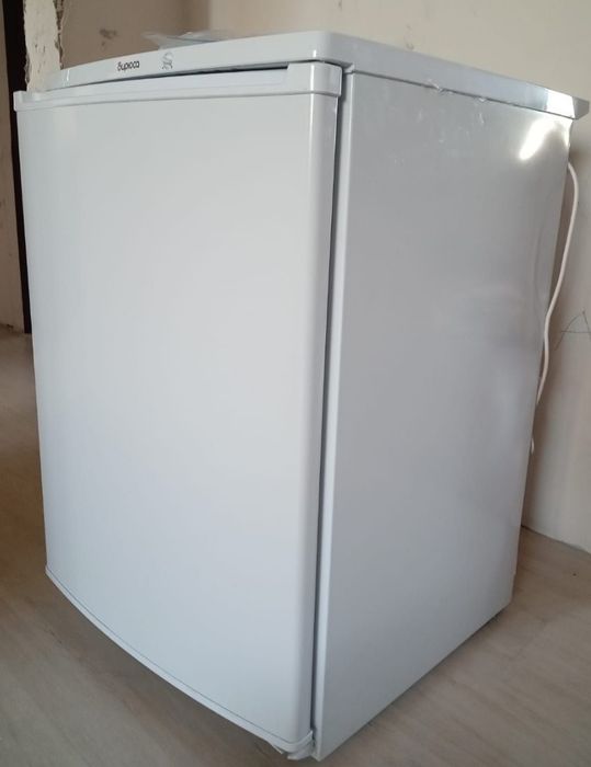 Продам мини холодильник