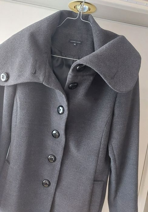 Дамско палто на Andrews.  Размер М