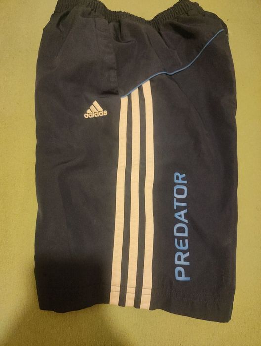 Pantaloni scurți adidas predator  fotbal 12-14 ani