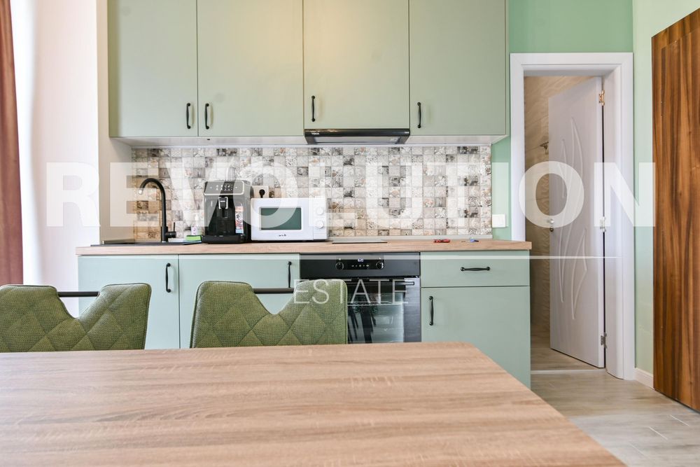 Дава се под наем Тристаен апартамент в София, Кръстова вада - 86 кв.м за 900 € - Снимка #3