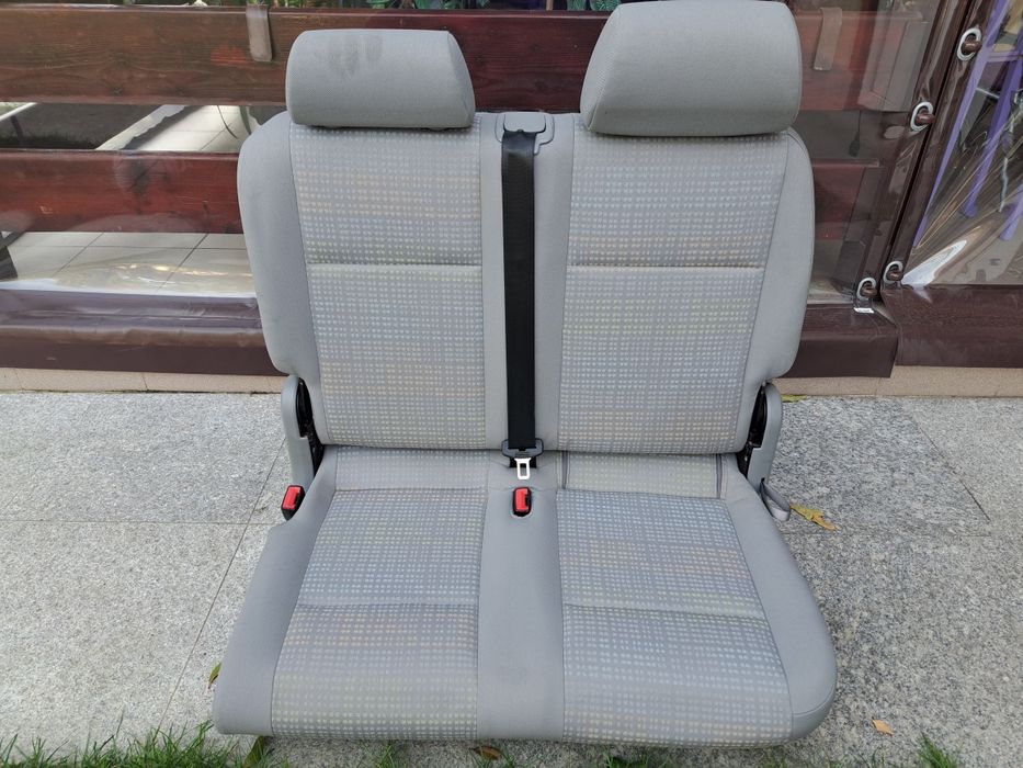 Bancheta Caddy locurile 4-5 Model Confortline, nu sunt locurile 6-7!!!