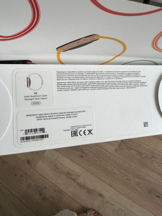 Продам смартчасы Apple watch SE