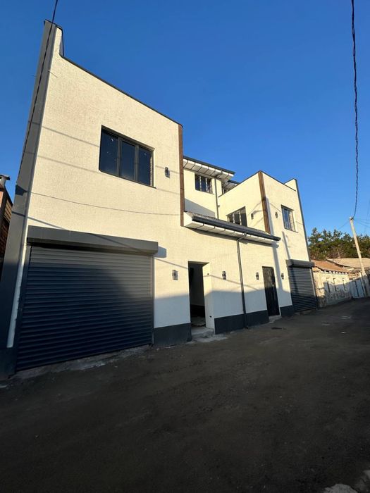 1.7 сотки , Дархан -3, 277 м2 Коттедж