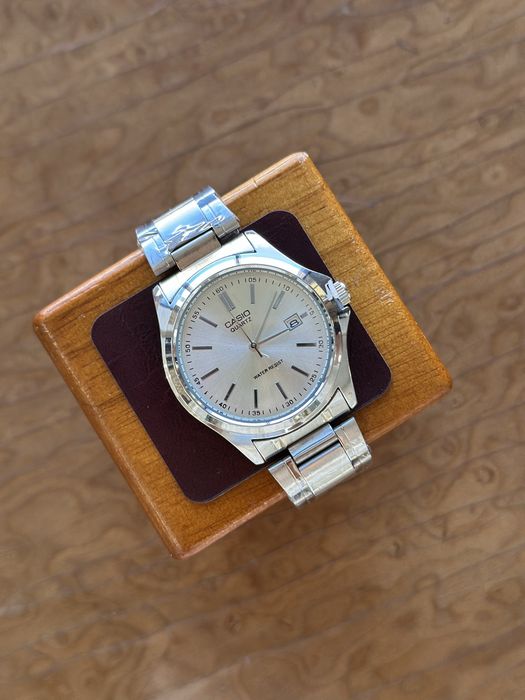 Продам часы Casio ( новые )