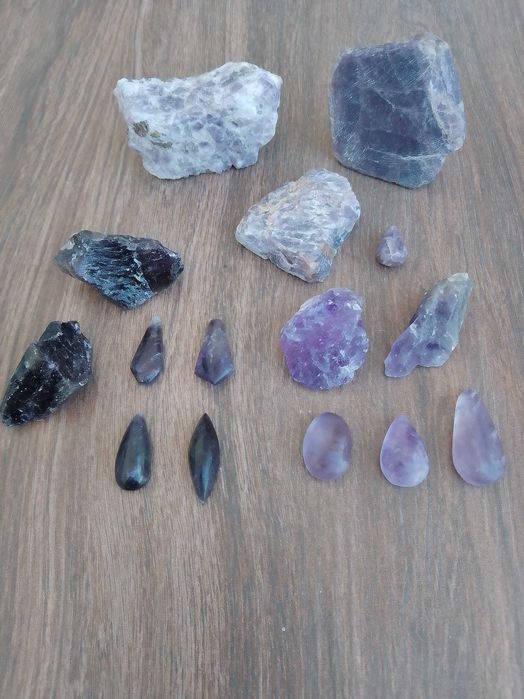 кристали, минерали, камъни