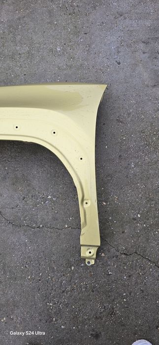 Aripa stang toyota yaris cross