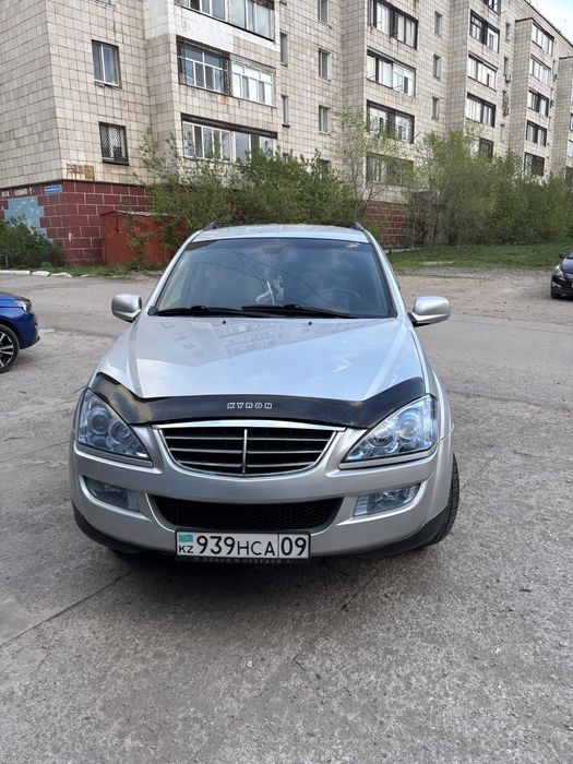 Продам машину Ssang Yong