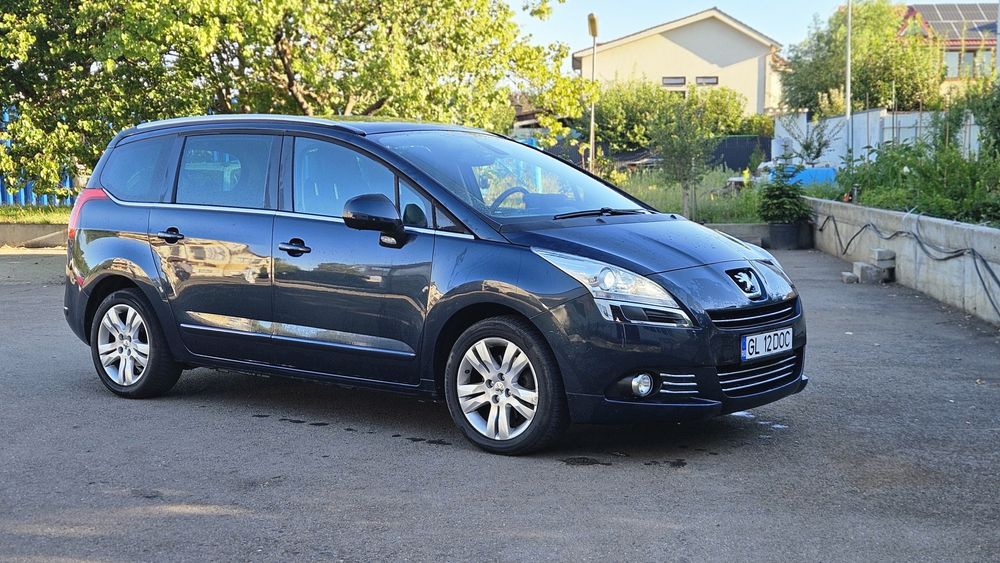 Peugeot 5008 - cutie automata