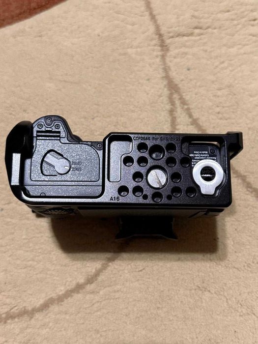 Panasonic GH5 body