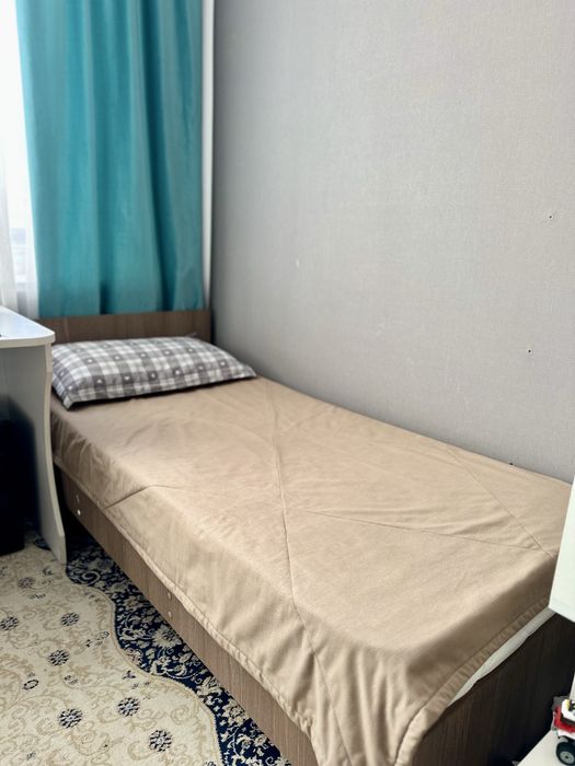 Кровать 2 шт с матрасами