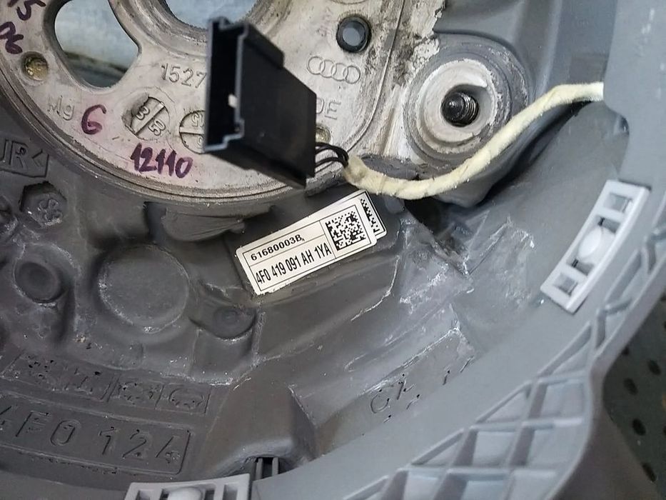Volan piele in 4 spite cu comenzi audi a6 c6 4f 4f0419091ah