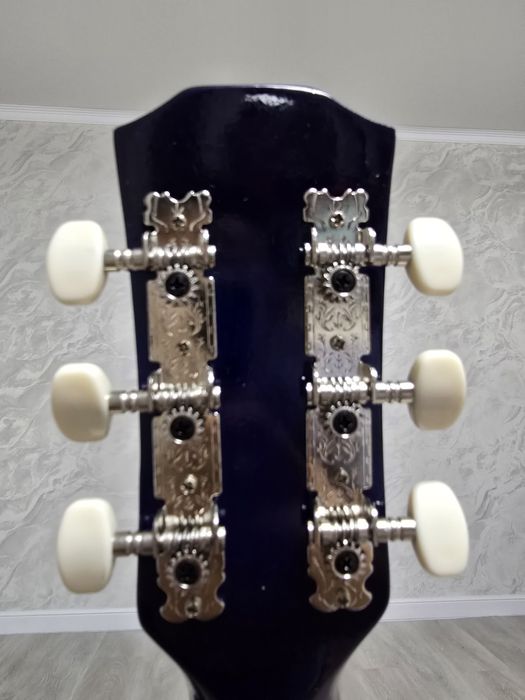 Продам новую гитару