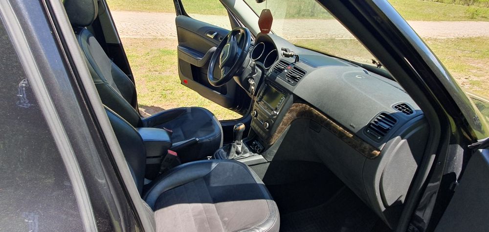 Vând SKODA YETI 2.0 TDI 170 cp an 2011