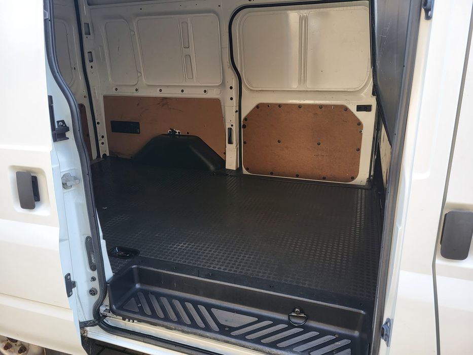 61.000 km ! Ocazie rară! Tranzit 2013