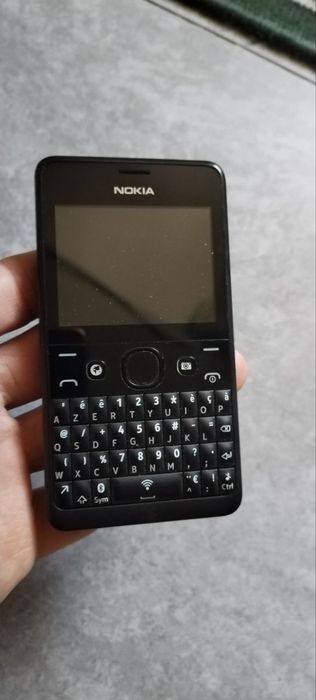 Продам сотовые телефоны Nokia Asha 210