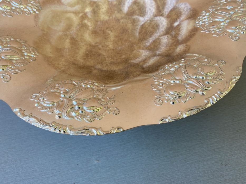 Посребрена фруктиера