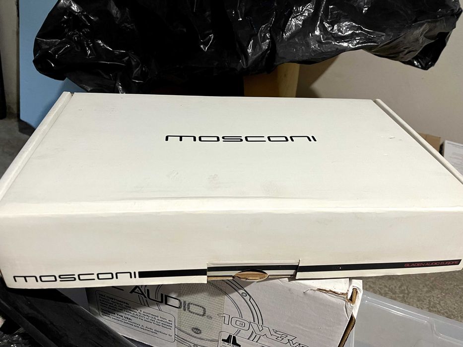 Продавам усилвател Mosconi Gladen ONE 60.6 6канален