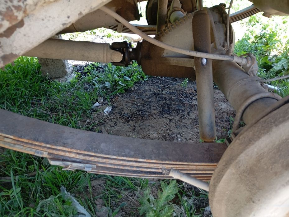 zadnimos va oldi mos sotiladi