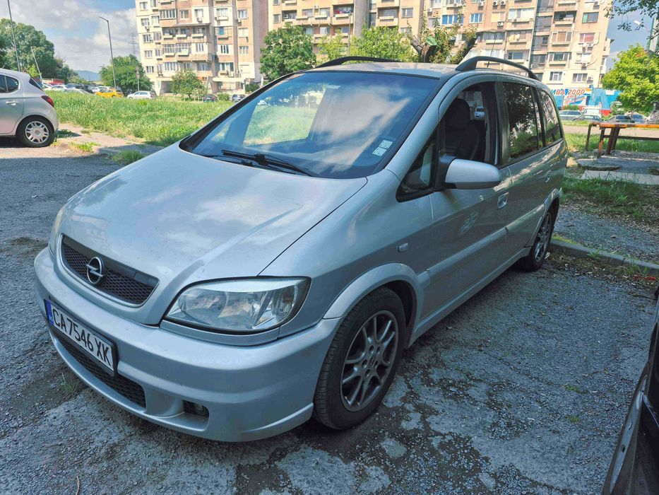 Продавам Опел Зафира А, ОРС 2. 0 турбо 200 к. с. 2004 год.