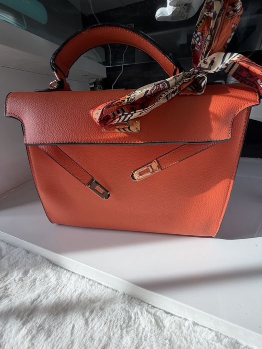 Geanta orange noua