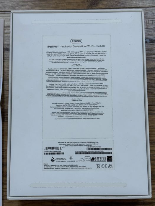 iPad 11" Pro 4th gen M2 256GB + Cellular + Keyboard case