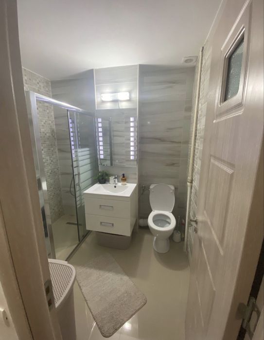 Inchiriez garsoniera  zona buna