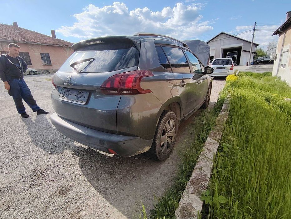Peugeot 2008 1,2 i , Пежо 2008 на части  Юни 2018, Хечбек